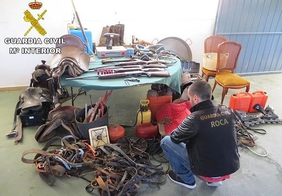 Detenido tras llevar a cabo 22 robos con fuerza en casas de sus vecinos en El Verger