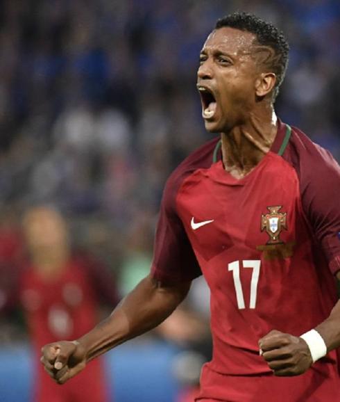 El jugador del Fenerbahce, Nani, celebrando su gol en la Eurocopa frente a Islandia.