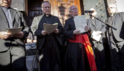 El cardenal arzobispo Antonio Cañizares. :: EFE/Gustavo Grillo