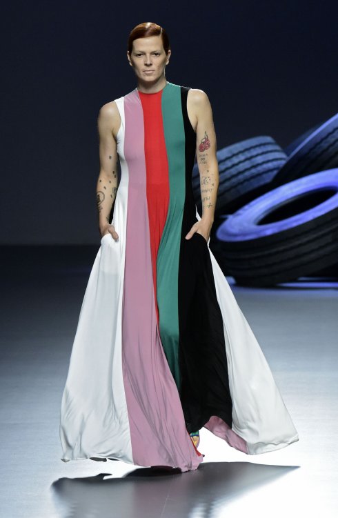 La modelo Bimba Bosé, en la presentación de la colección primavera verano de David Delfín, el pasado septiembre. :: AFP