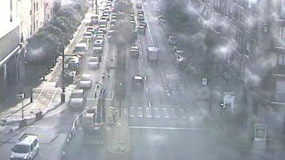 Colapso de coches en la Avenida Peris y Valero Twitter Tráfico Valencia