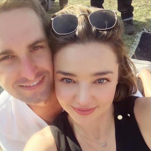 Miranda Kerr se casa con su novio Evan Spiegel