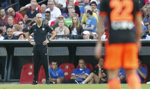 Ayestarán, con semblante serio. :: vcf/lázaro de la peña