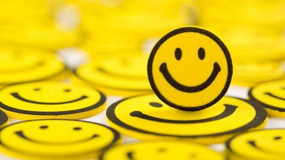 La carita sonriente se ha convertido en uno de los emoticonos más utilizados de forma "dispar y creativa".