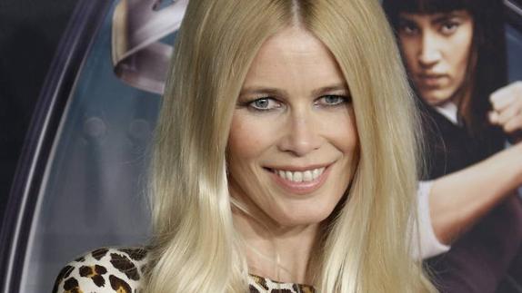Claudia Schiffer, investigada por talar pinos en Mallorca