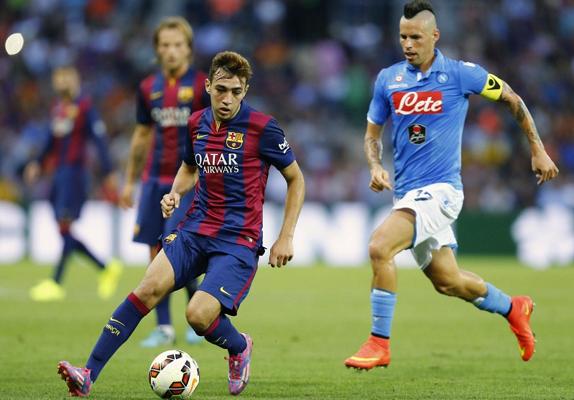 Munir ante Hamsik.