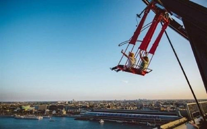 El columpio más alto de Europa está en Ámsterdam