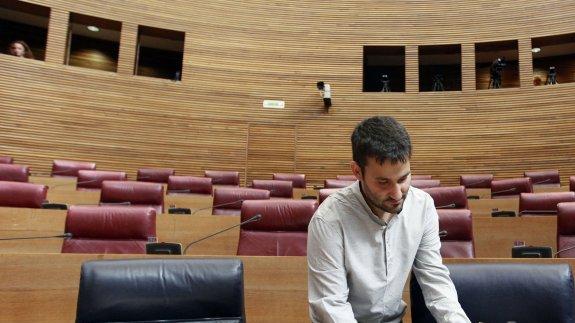 El conseller Vicent Marzà, en Les Corts. 