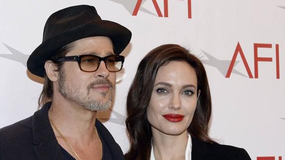 Angelina Jolie le pide el divorcio a Brad Pitt