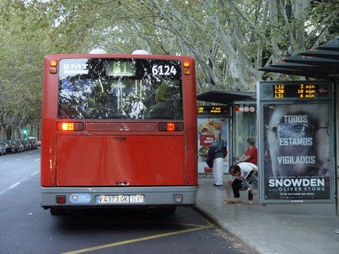 La EMT respalda a su chófer pese a que fue sancionado por conducción negligente