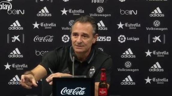 Prandelli: «Es obvio que debemos mejorar como concepto de equipo»