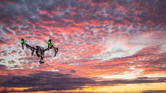 «El dron ha venido para quedarse e integrarse en la sociedad»