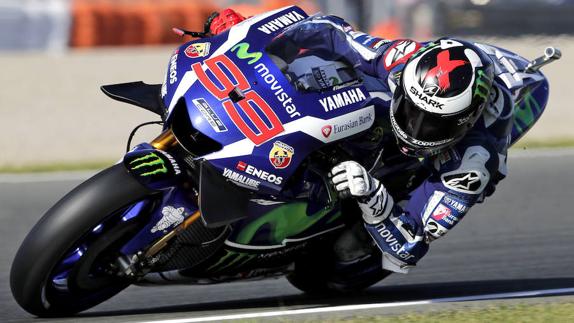 Jorge Lorenzo durante la sesión de clasificación del Gran Premio de la Comunitat Valenciana.