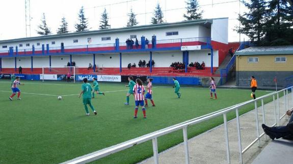 Graban a una jugadora del Torrelodones en la ducha de la Ciudad Deportiva del Atlético de Madrid