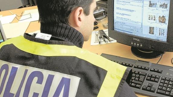 La policía dispone de agentes especializados en ciberdelitos.