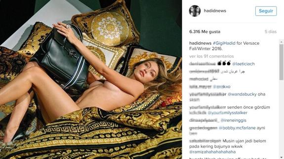 Gigi Hadid se desnuda para Versace