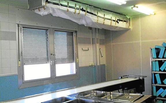 Parte de las cocinas del Arnau, en obras.