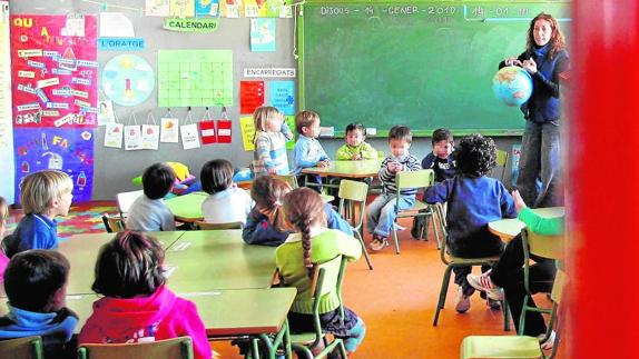 Alumnos de Infantil en un colegio de un municipio de Camp de Morvedre.