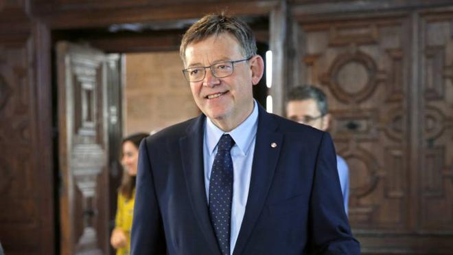 La RACV aprueba pedir a Ximo Puig que sea el presidente de honor