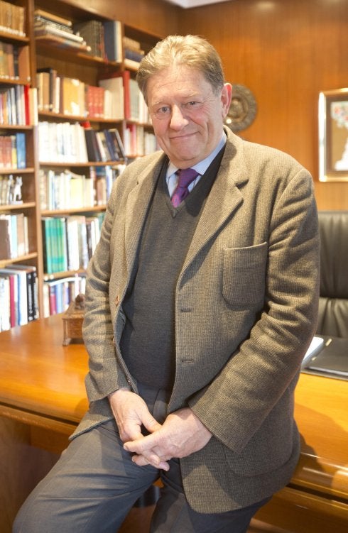 Javier Quesada, en su despacho. :: damián torres