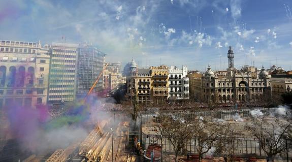 Mascletà de las Fallas 2017 de Valencia.