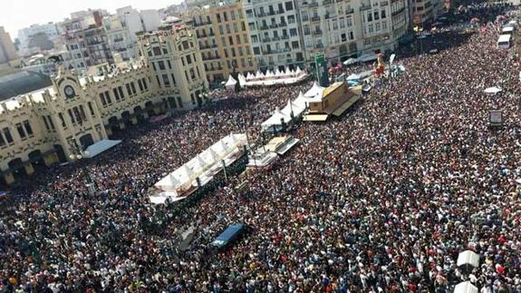 La calle Xàtiva, a la altura de la Estació del Nord.