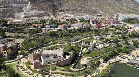 Terra Mítica abre el 8 de abril