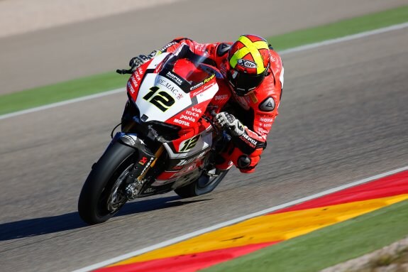 Xavi Forés, durante la carrera en Motorland. :: Agency Sport Media