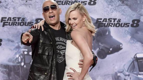 Vin Diesel y Charlize Theron durante la presentación en Alemania de 'Fast & Furious 8'.
