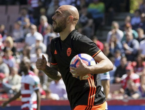 Zaza, tras su segundo gol en Granada. :: EFE/Pepe Torres