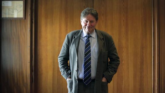 «En Estados Unidos me financió mi mujer y cogíamos los muebles de la calle»