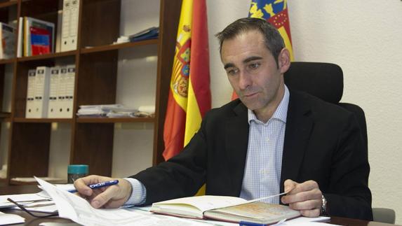 Miguel Barrachina se marca como objetivo transformar las victorias electorales del PP en alcaldías