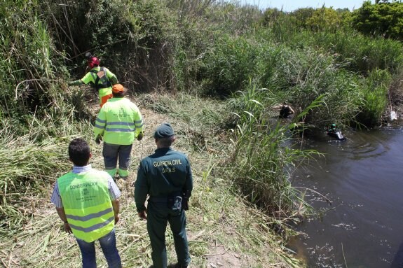 Buceadores de los Geas en el Canal del Barranquet. :: tino calvo