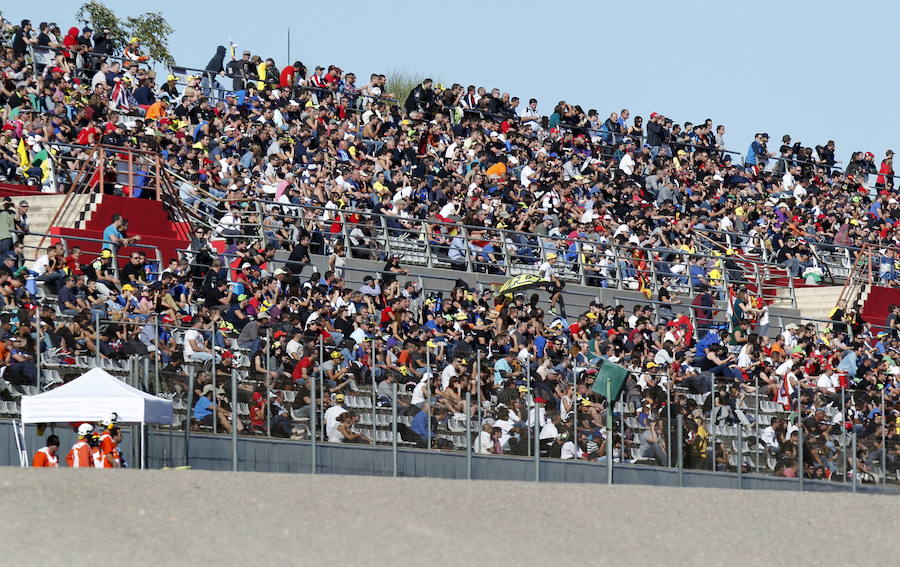 Aficionados en el Circuit Ricardo Tormo