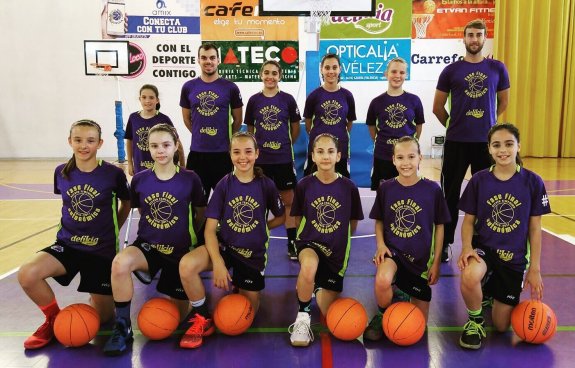 Equipo alevín del Units pel Bàsquet Gandia, que se enfrentará al Valencia. :: lp