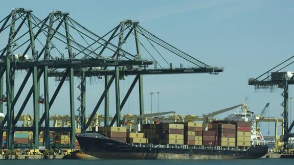 La estiba afronta una semana clave para la resolución del conflicto