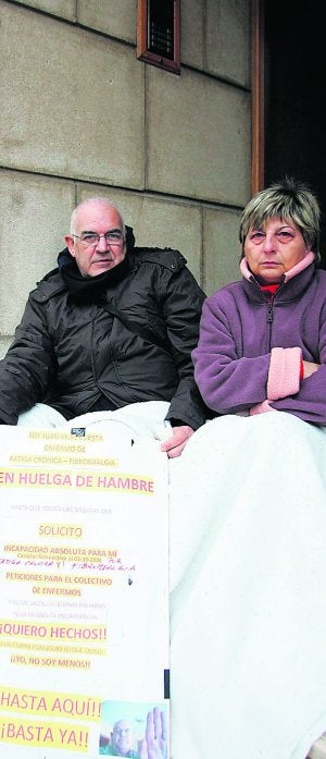 Juan Vilas y Josefa Moreno padecen fibromialgia. ::
FRANCISCO GARCÍA