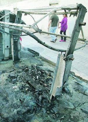 El pirómano de la bicicleta ya fue detenido por quemar 40 contenedores en marzo