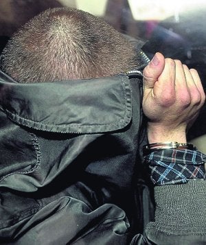 El joven detenido. ::
N. G.