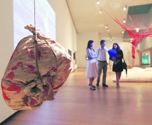 Arte gigante a ritmo de samba