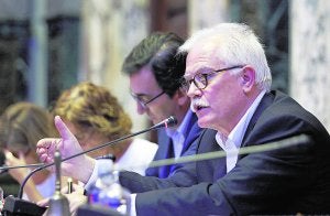 El Emtre se plantea ahora revisar a la baja los altos sueldos de los directivos de la planta