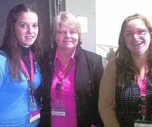 Las representantes de La Soledad de Bellreguard. ::
LP