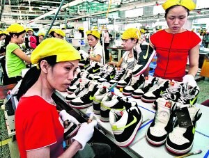 Menos que Mareo Marchitar Nike deberá pagar horas extras a miles de trabajadores en Indonesa tras  años de explotación | Las Provincias