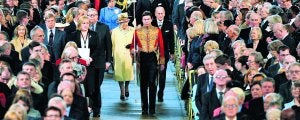La reina agradeció al duque de Edimburgo el apoyo brindado durante su reinado. ::
J.S./EFE