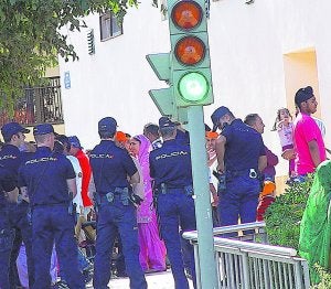 Multitudinaria reyerta entre indios por la presidencia de su asociación