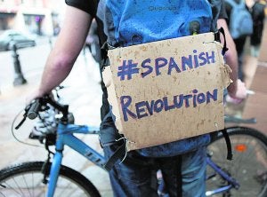 Los organismos internacionales han advertido de la grave escalada del desempleo juvenil en España. ::
EFE