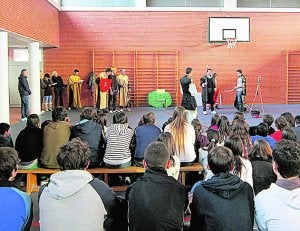 Teatro y vivencias para alertar sobre la droga