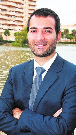El alcalde de Tavernes de la Valldigna, Jordi Juan. ::
LP