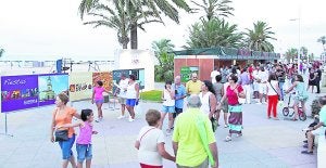 Feria de Turismo de Interior celebrada en 2012 en la playa de Gandia. ::
J.PERET.