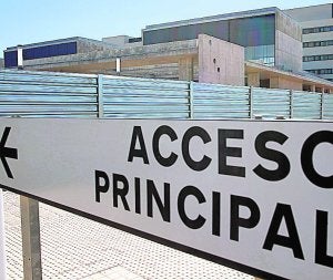 La reanudación del Hospital de Llíria tendrá que esperar hasta un nuevo proyecto de obra
